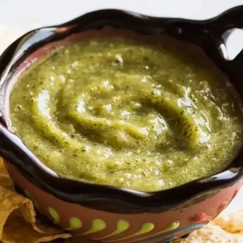 Moe's Tomatillo Salsa Recipe